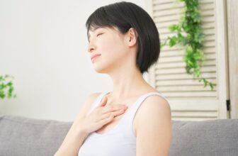 Simple Lymph Massage for Daily Health: How to Boost Your Lymphatic Flow at Home