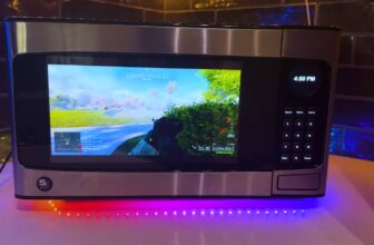 This microwave isn’t heating leftovers