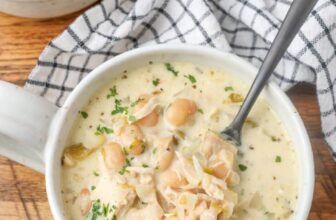 Easy White Chicken Chili – Barefeet in the Kitchen
